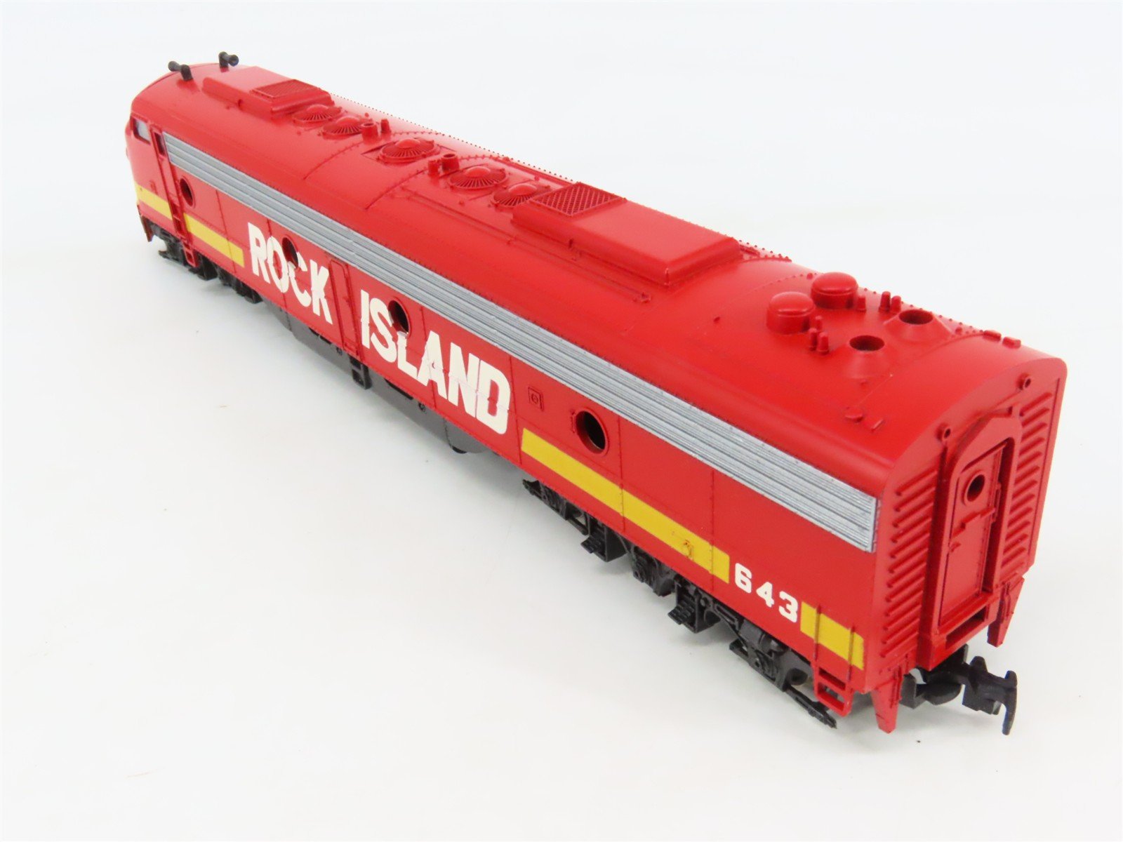 HO Scale Rivarossi RI Rock Island E8/9A Diesel Locomotive #643 UNPOWERED