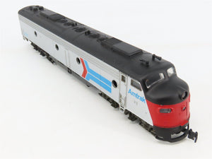 HO Scale Rivarossi Amtrak E8/9A Diesel Locomotive #235 UNPOWERED