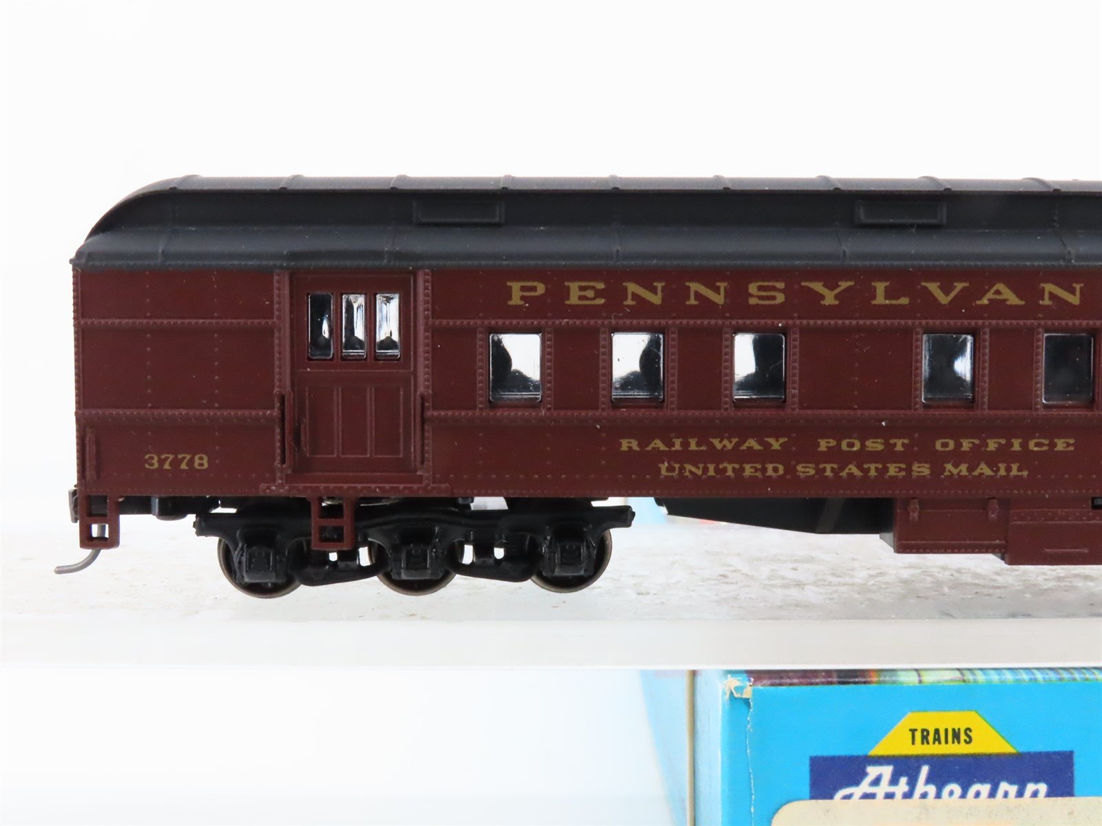 HO Scale Athearn / English's #3-106 PRR Pennsylvania RPO Passenger Car #3778