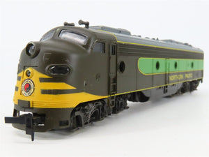 HO Scale Rivarossi NP Northern Pacific E8/9A Diesel Locomotive UNPOWERED