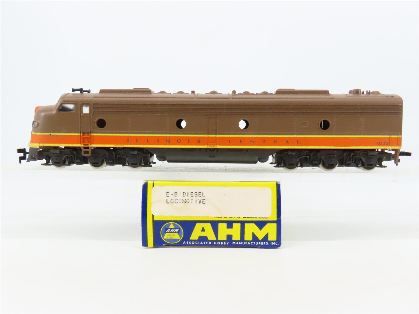 HO Scale Rivarossi IC Illinois Central E8/9A Diesel Locomotive #4035