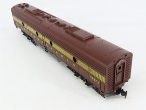 HO Scale Rivarossi PRR Pennsylvania E8B Diesel Locomotive #5887B UNPOWERED