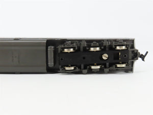 HO Scale Rivarossi 6128 Amtrak E8B Diesel Locomotive UNPOWERED
