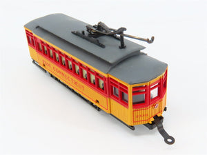 HO Scale Mehano 9382 Connecticut Company Brill Trolley w/Car