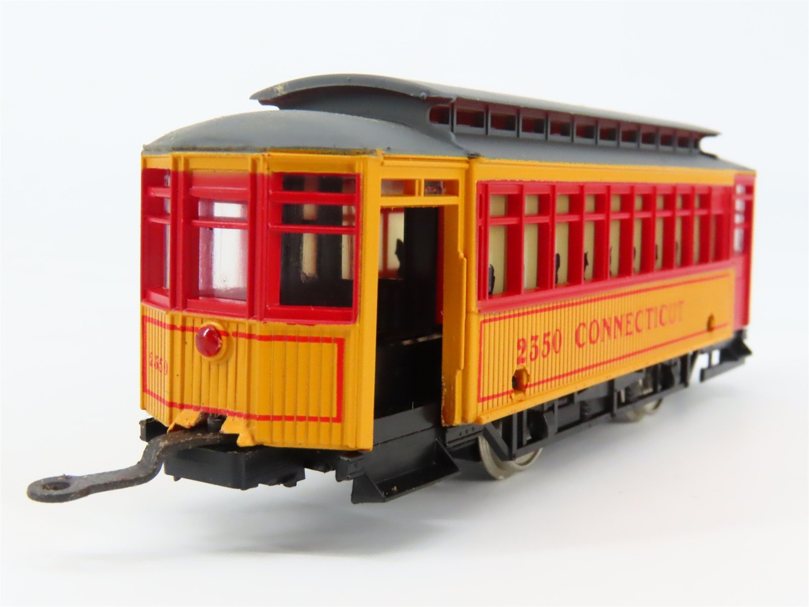 HO Scale Mehano 9382 Connecticut Company Brill Trolley w/Car