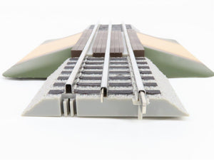 O Gauge 3-Rail Lionel 6-12036 Grade Crossing Track Piece 2-Pack