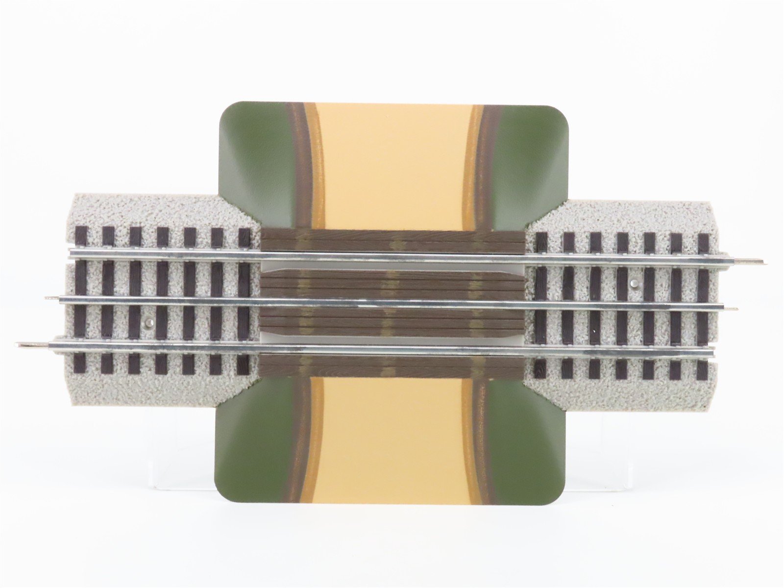 O Gauge 3-Rail Lionel 6-12036 Grade Crossing Track Piece 2-Pack