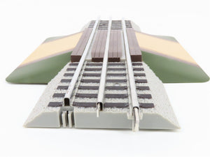 O Gauge 3-Rail Lionel 6-12036 Grade Crossing Track Piece 2-Pack