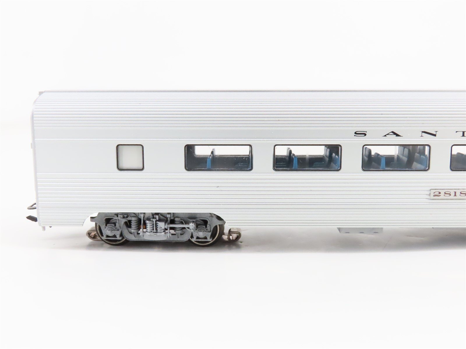 HO Scale 3-Rail AC Marklin ATSF Santa Fe Coach Passenger Car #2818