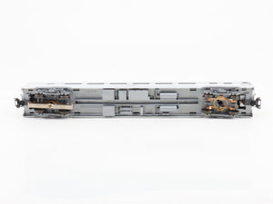 HO Scale 3-Rail AC Marklin ATSF Santa Fe Coach Passenger Car #2818