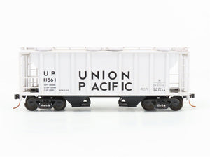 S Scale Showcase UP Union Pacific 2-Bay Covered Hopper #11561