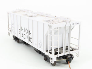 S Scale Showcase UP Union Pacific 2-Bay Covered Hopper #11561