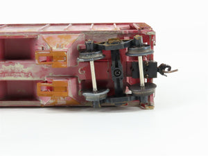 S Scale Showcase ATSF Santa Fe 2-Bay Covered Hopper #87421 Weathered