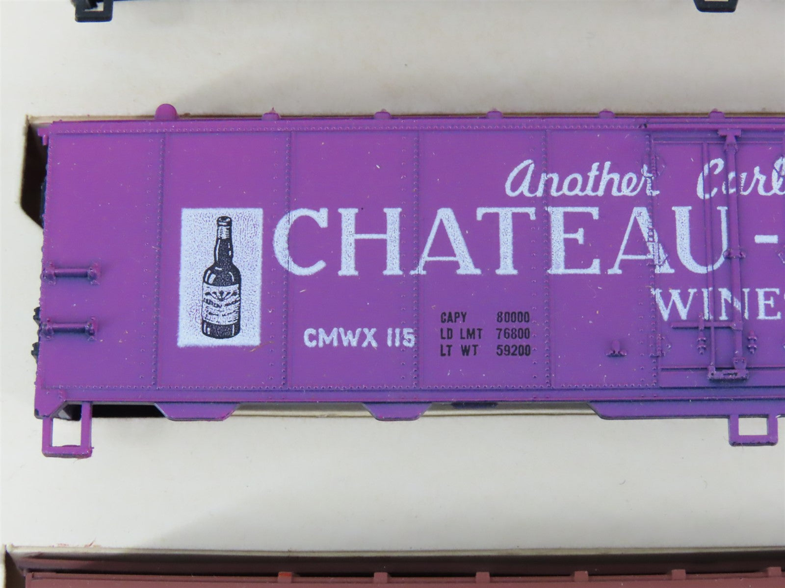 HO Scale Train-Miniature Kit #8706 Wine Makers 40' Reefers 3-Pack