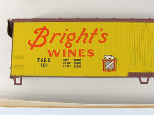 HO Scale Train-Miniature Kit #8706 Wine Makers 40' Reefers 3-Pack