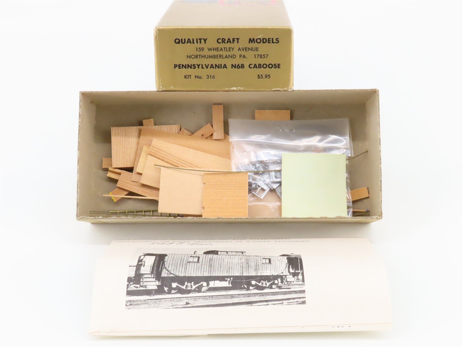 HO Scale Quality Craft 316 PRR Pennsylvania N6B Caboose Kit