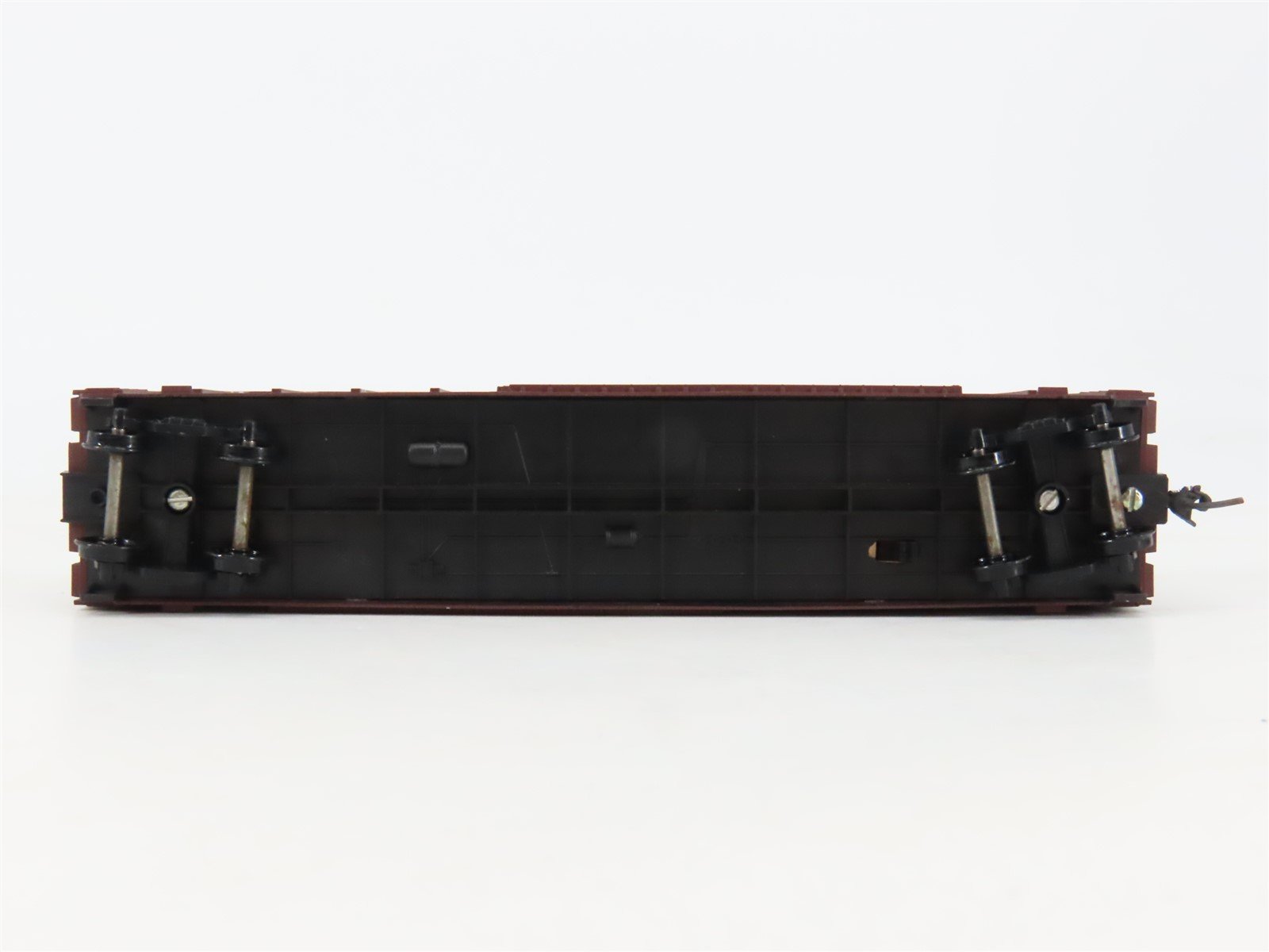 HO Roundhouse/MPS Customs 100012 SOU Southern 50' Box Car #550106 w/ EOT Light