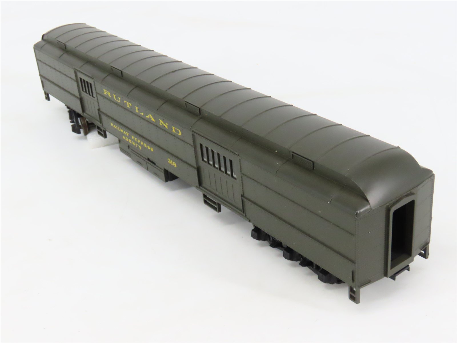 HO Scale Athearn/Bev-Bel 5630 RUT Rutland Baggage Passenger Car #318
