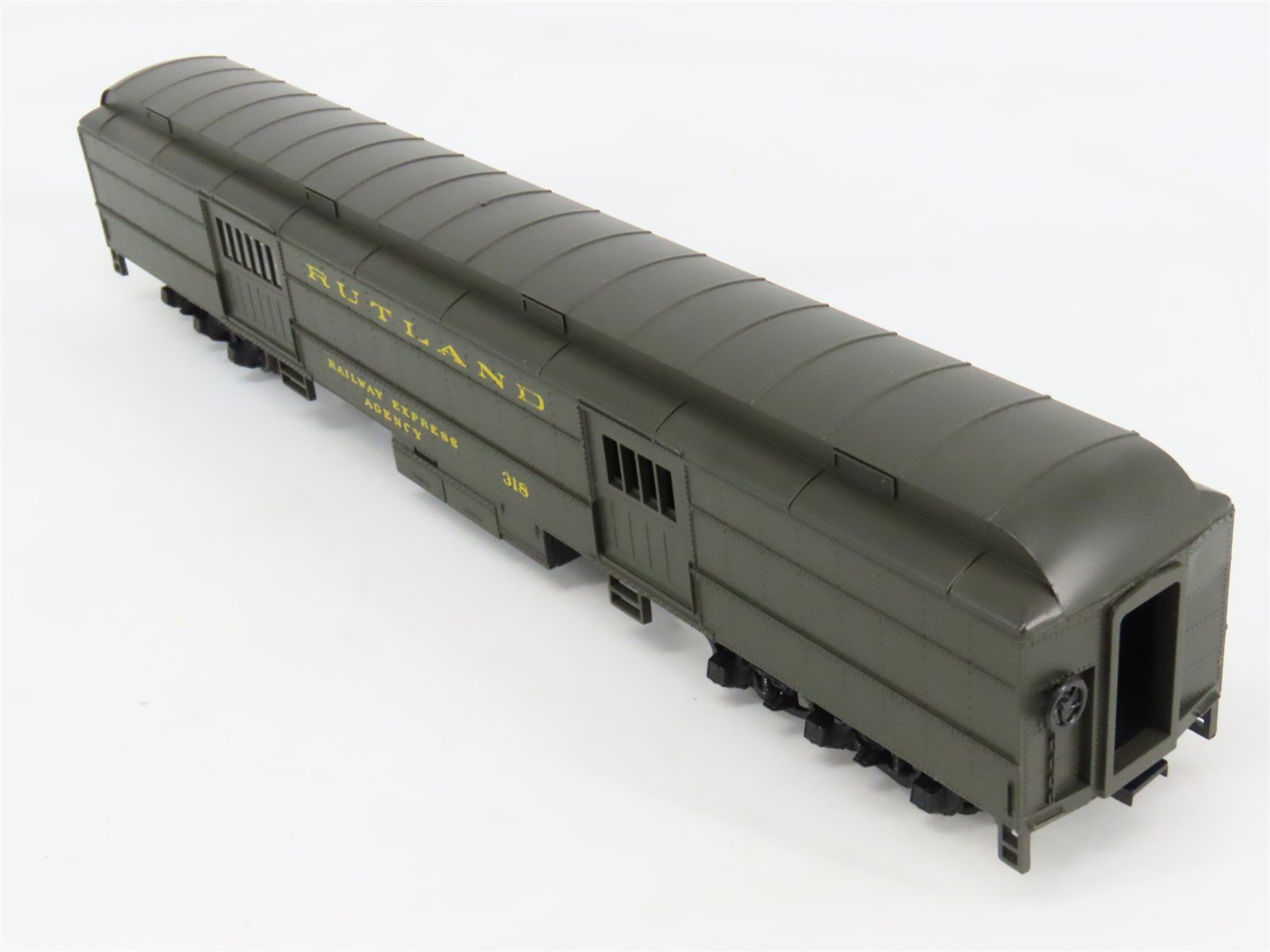 HO Scale Athearn/Bev-Bel 5630 RUT Rutland Baggage Passenger Car #318