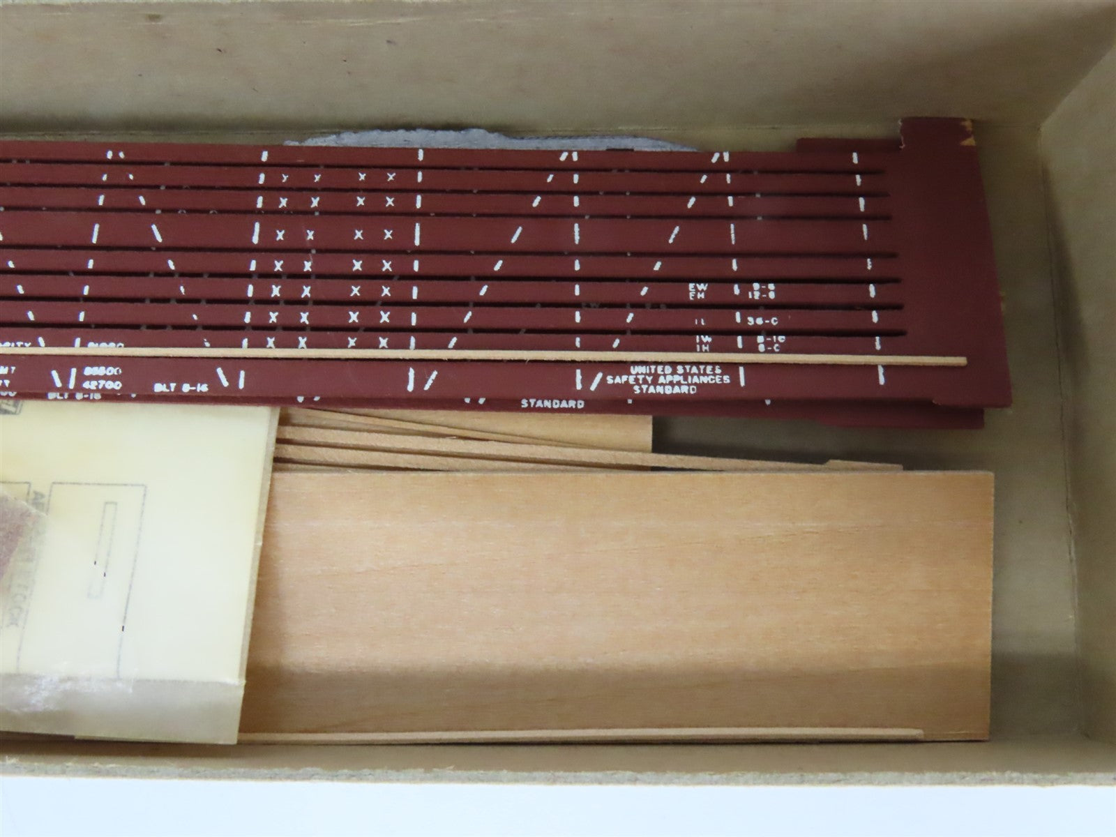 HO Main Line Craftsman Kit #CC-15 T&P Texas & Pacific 36' Stock Car #4013