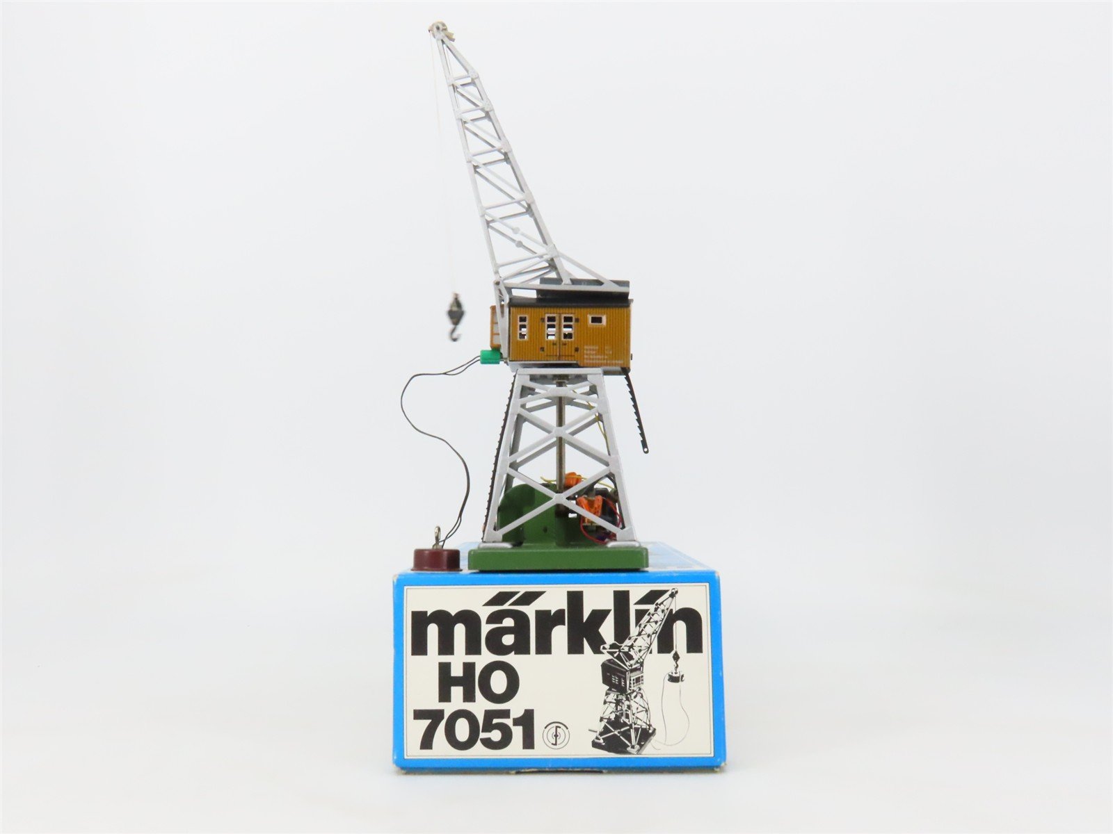 HO Scale Marklin 7051 Remote Rotary Magnet Crane