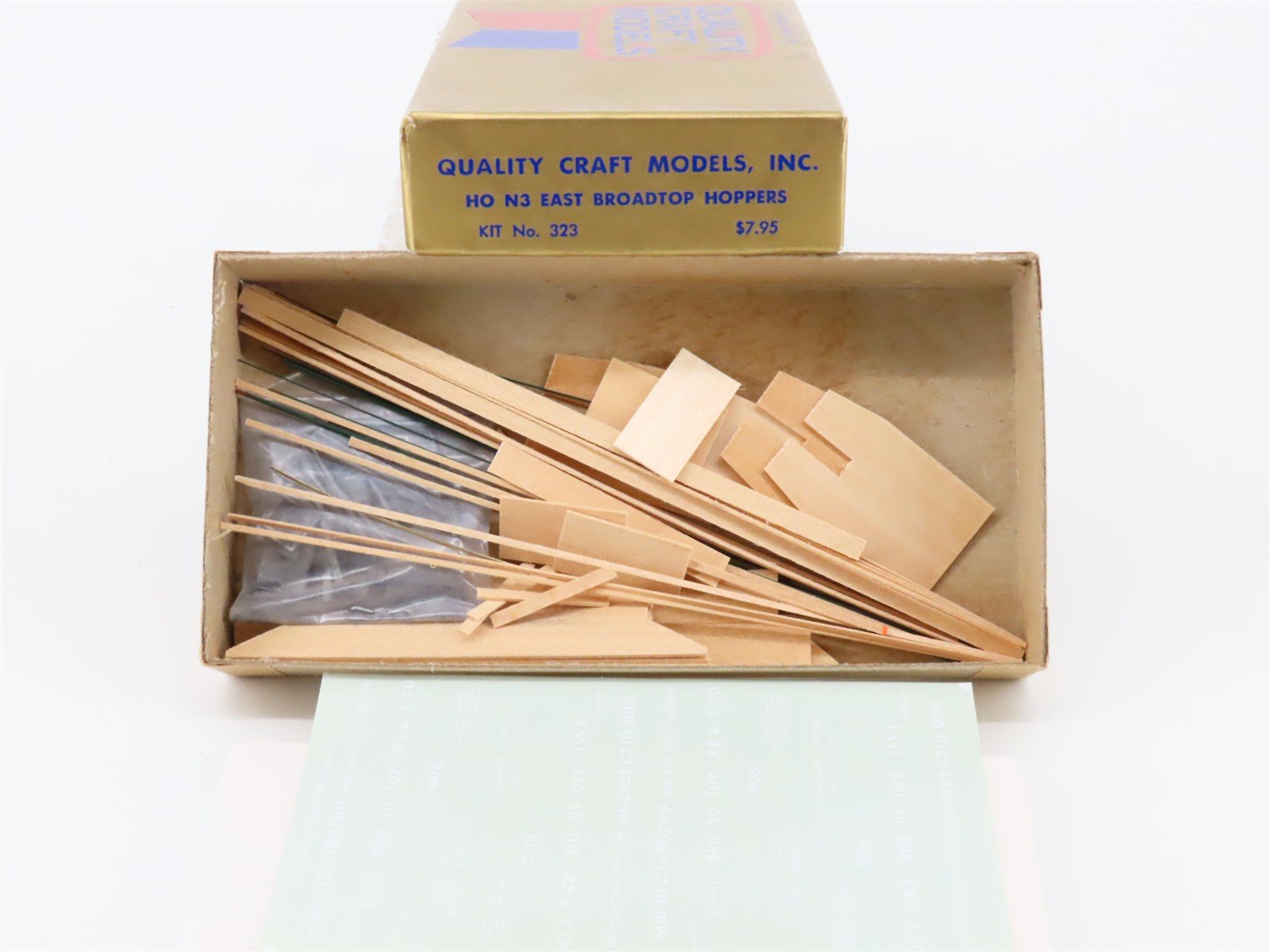 HOn3 Scale Quality Craft Models 2 in 1 Kit No 323 East Broad Top Hoppers #805