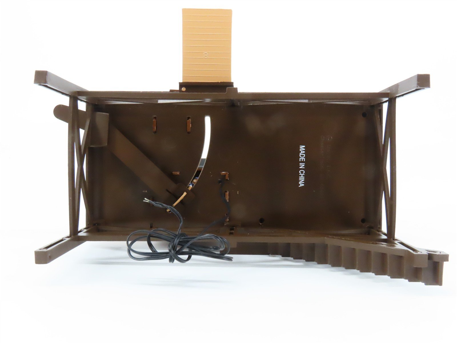 O Scale Lionel 6-37100 Barrel Loader Building