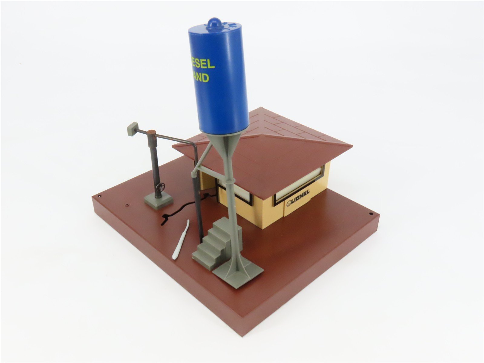 O Scale Lionel 6-12835 Illuminated Fueling Station