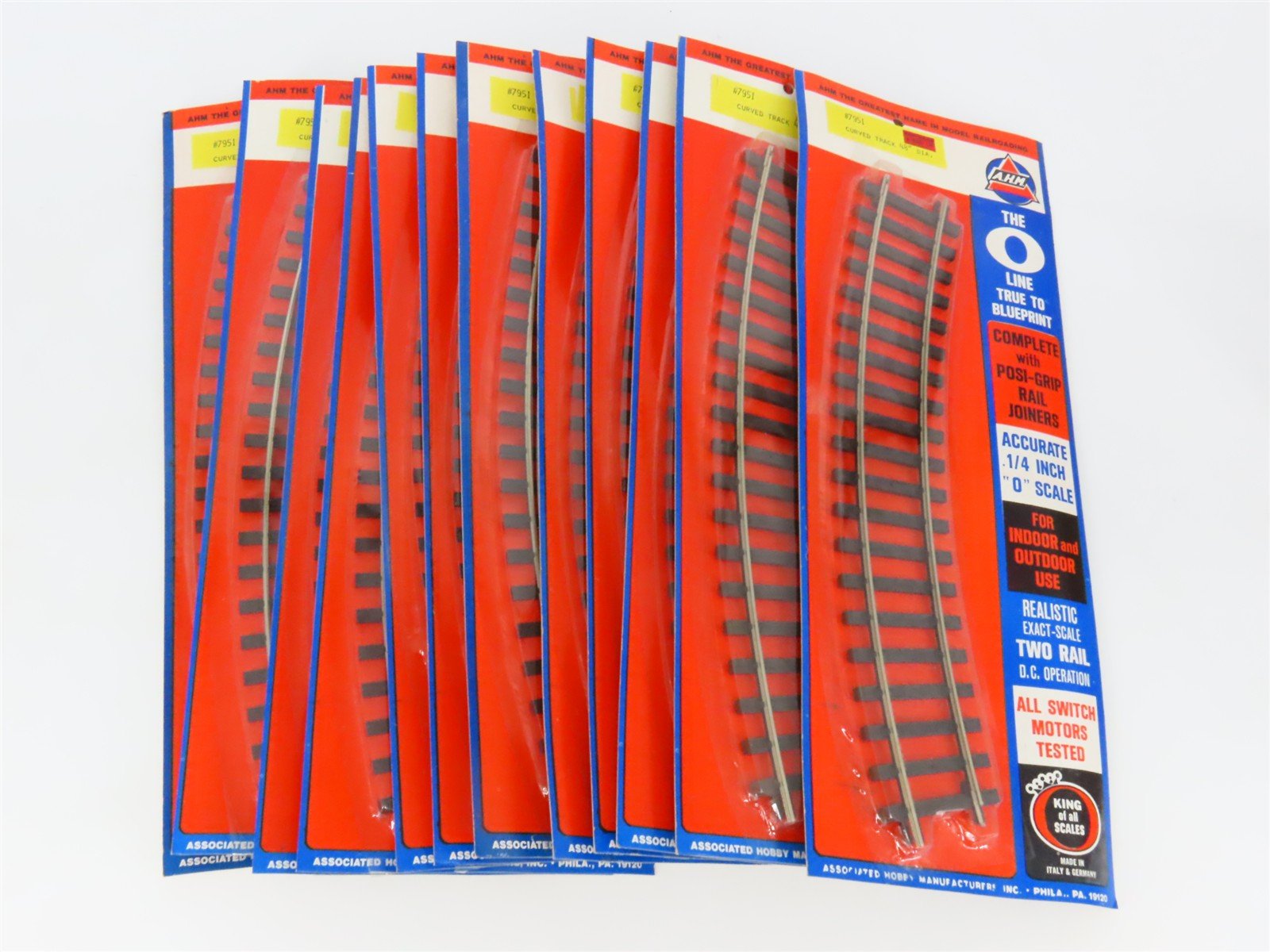 O Scale 2-Rail AHM 7951 Curved Track 12-Piece Pack