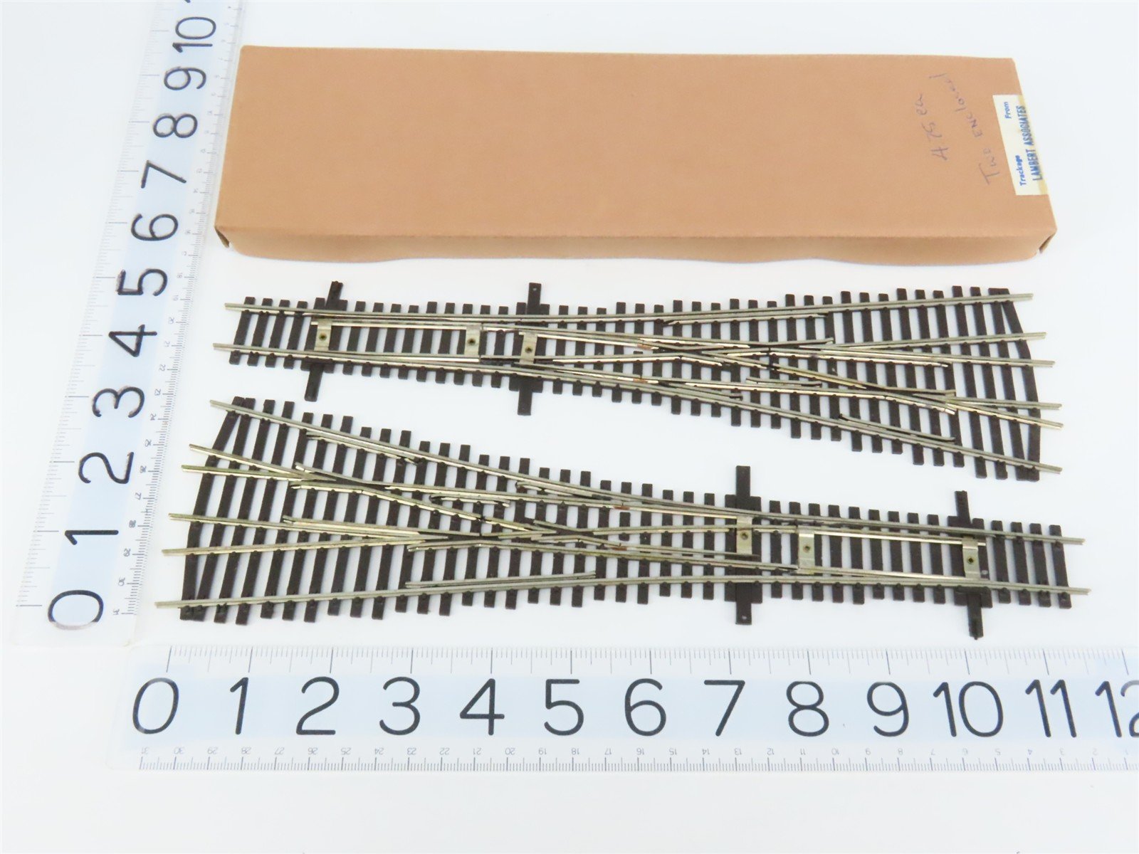 HO Scale Lambert #6 Code 100 Three-Way Switch Track Piece 2-Pack
