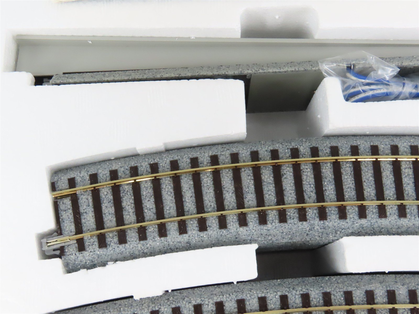 HO Scale Kato 3-102 Unitrack Standard Track Set