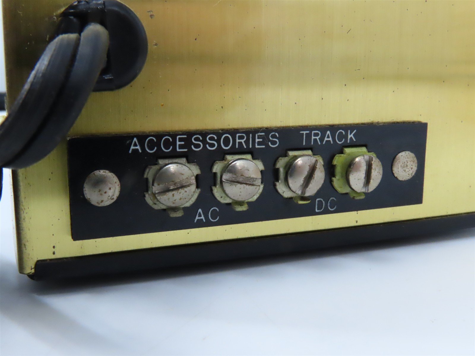 MRC Model 100 DC Trainpack Transformer