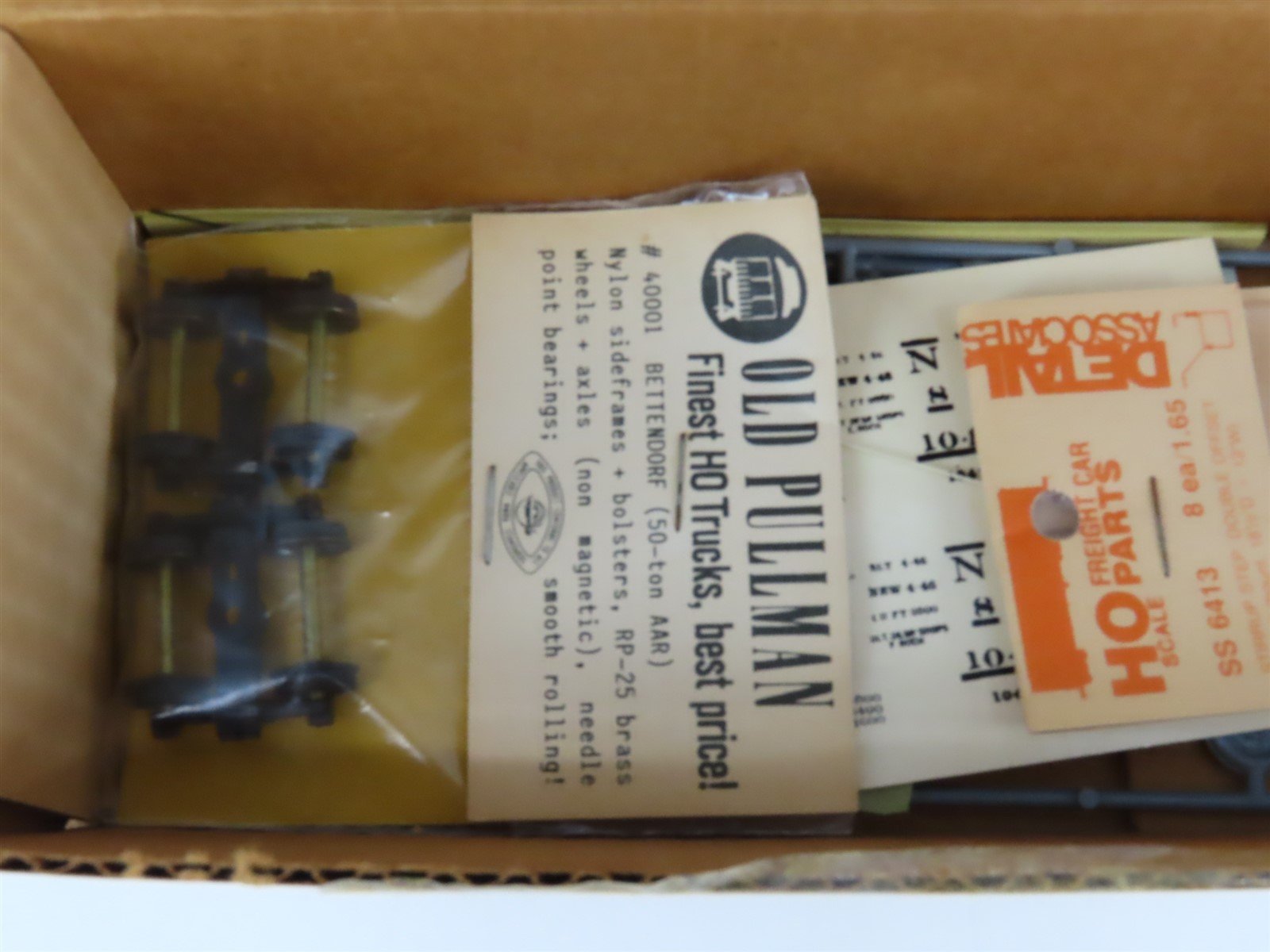 HO Scale West Shore Line Resin Kit #9002 Undecorated NYC 2-Bay Covered Hopper