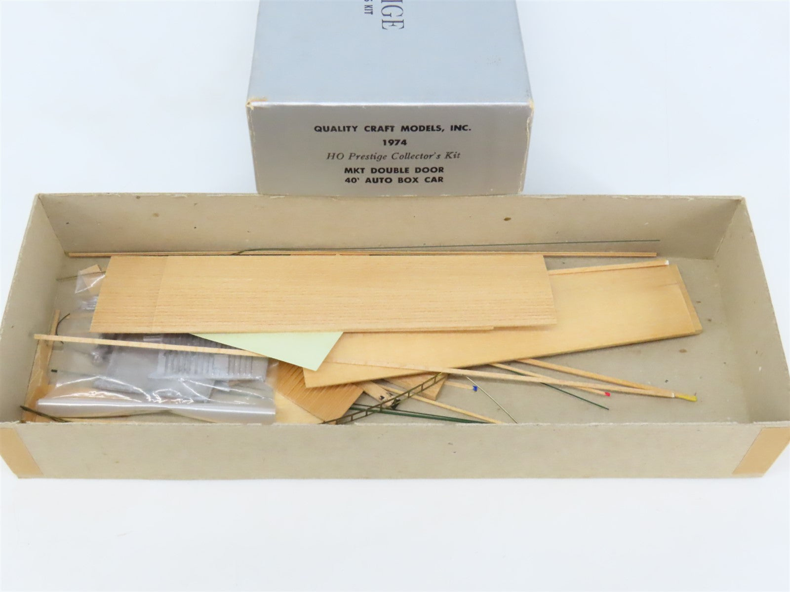 HO Quality Craft Craftsman Kit Undecorated MKT 40' Double Door Auto Box Car