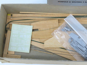 HO Scale Quality Craft Craftsman Kit Undecorated N&W 2-Bay Open Hopper