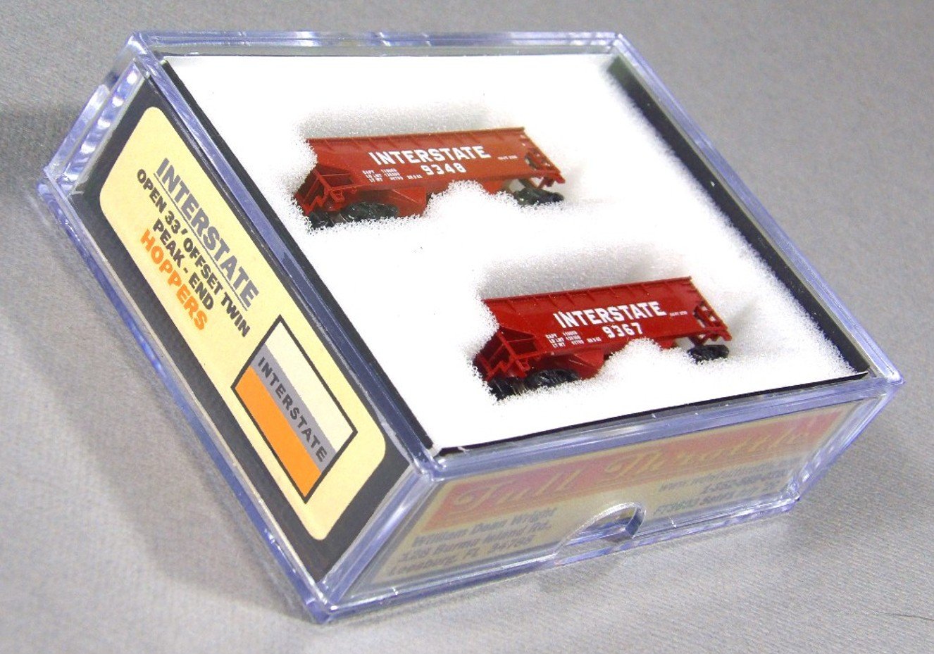Z Scale FULL THROTTLE FT3603 INT Interstate 33' Peak-End Hoppers w/Load - Set #1