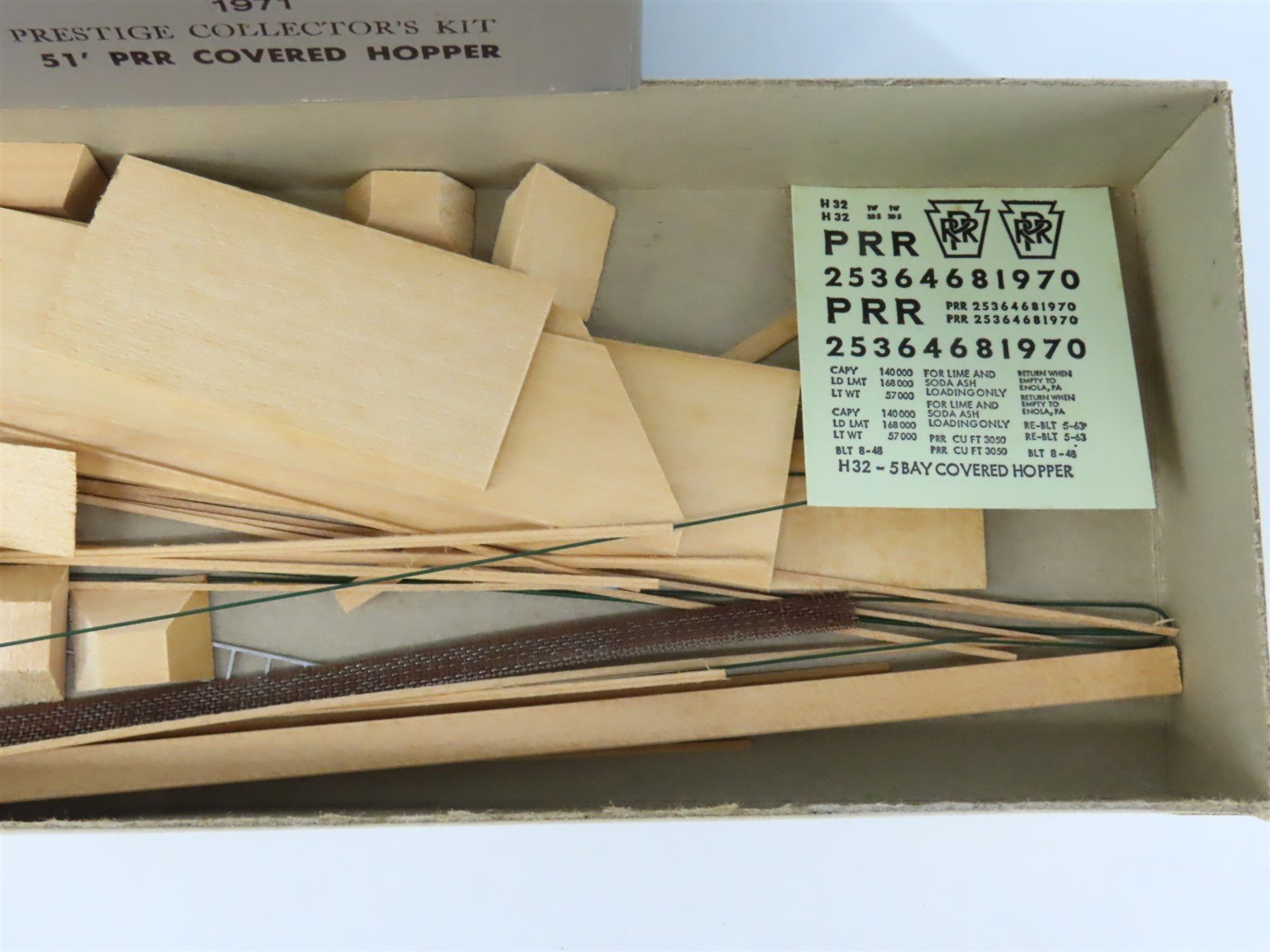 HO Scale Quality Craft Craftsman Kit Undecorated PRR 5-Bay 51' Covered Hopper