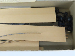 HO Scale Ambroid Craftsman Kit Undecorated REA Express Reefer