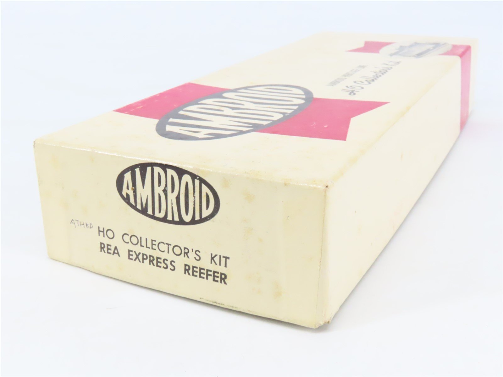 HO Scale Ambroid Craftsman Kit Undecorated REA Express Reefer