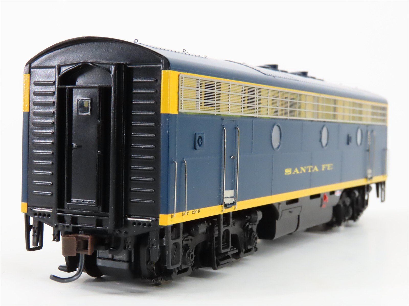HO Scale Athearn Genesis 0G2502B ATSF Santa Fe EMD F3A/B Diesel Set #200C/200B