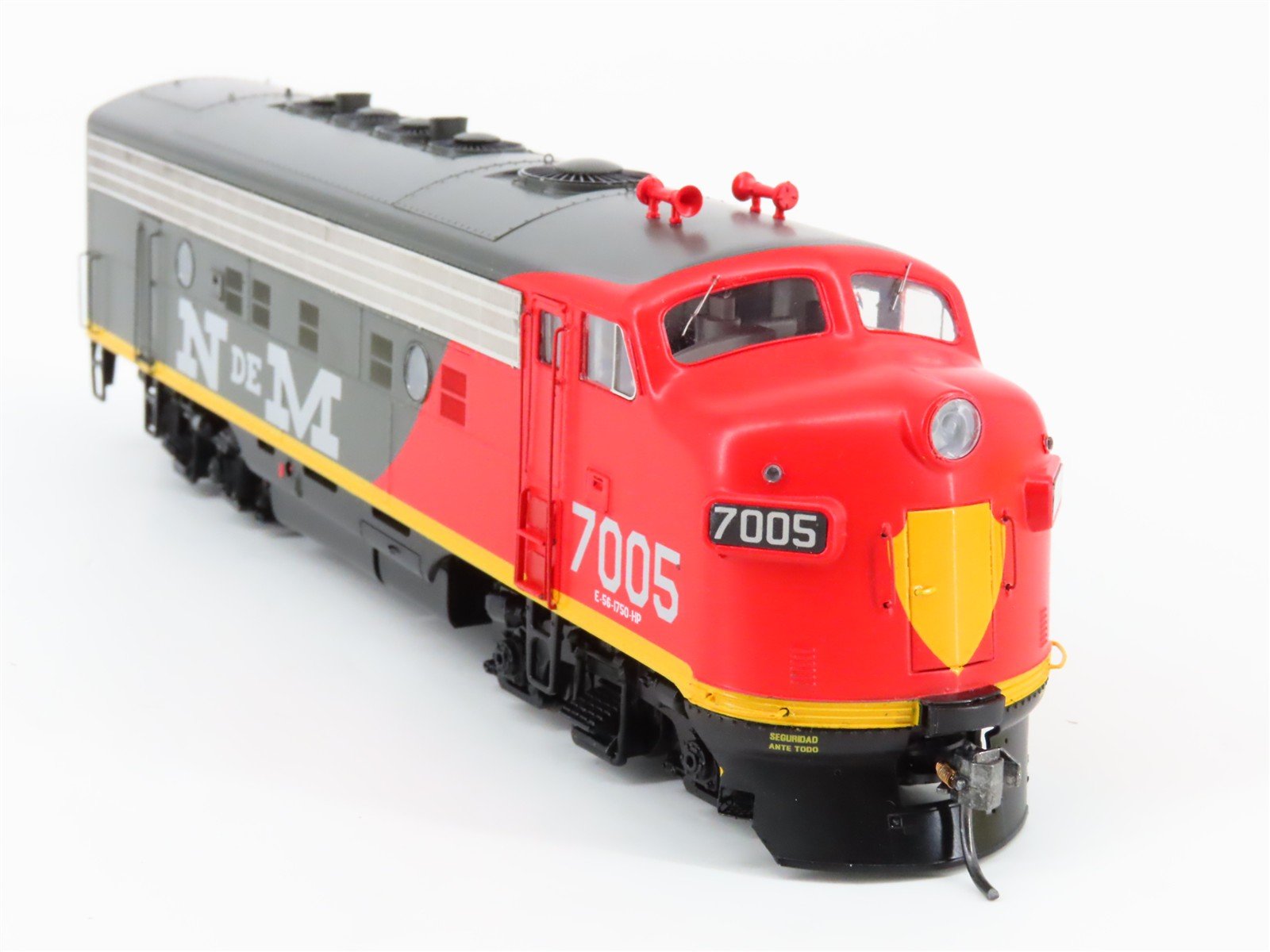 HO Scale Athearn Genesis G10702 NdeM Railway F9A Diesel Locomotive #7005 wDCC