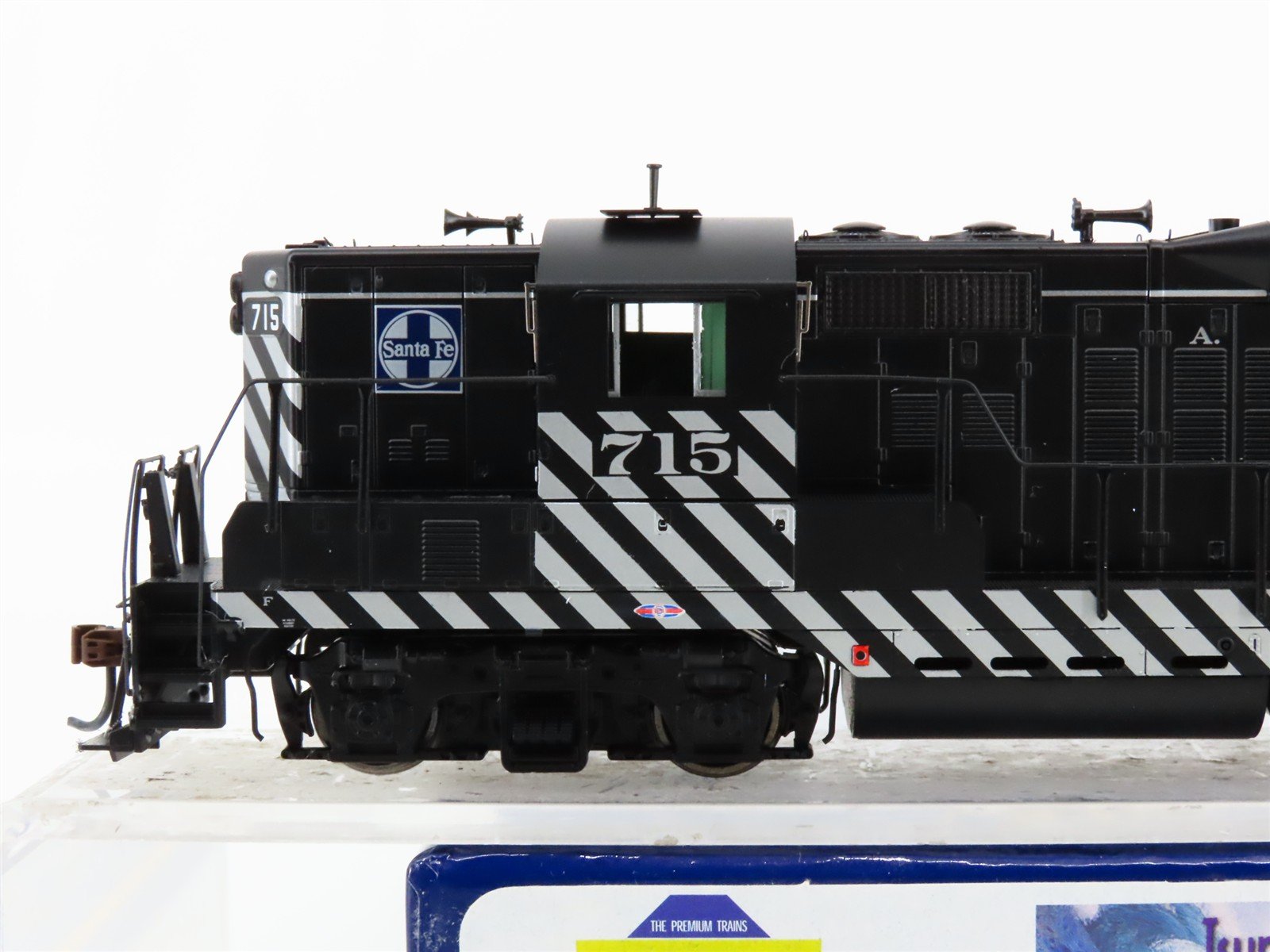 HO Scale Athearn Genesis G62757 ATSF Santa Fe GP9 Diesel Loco #715 wDCC & Sound