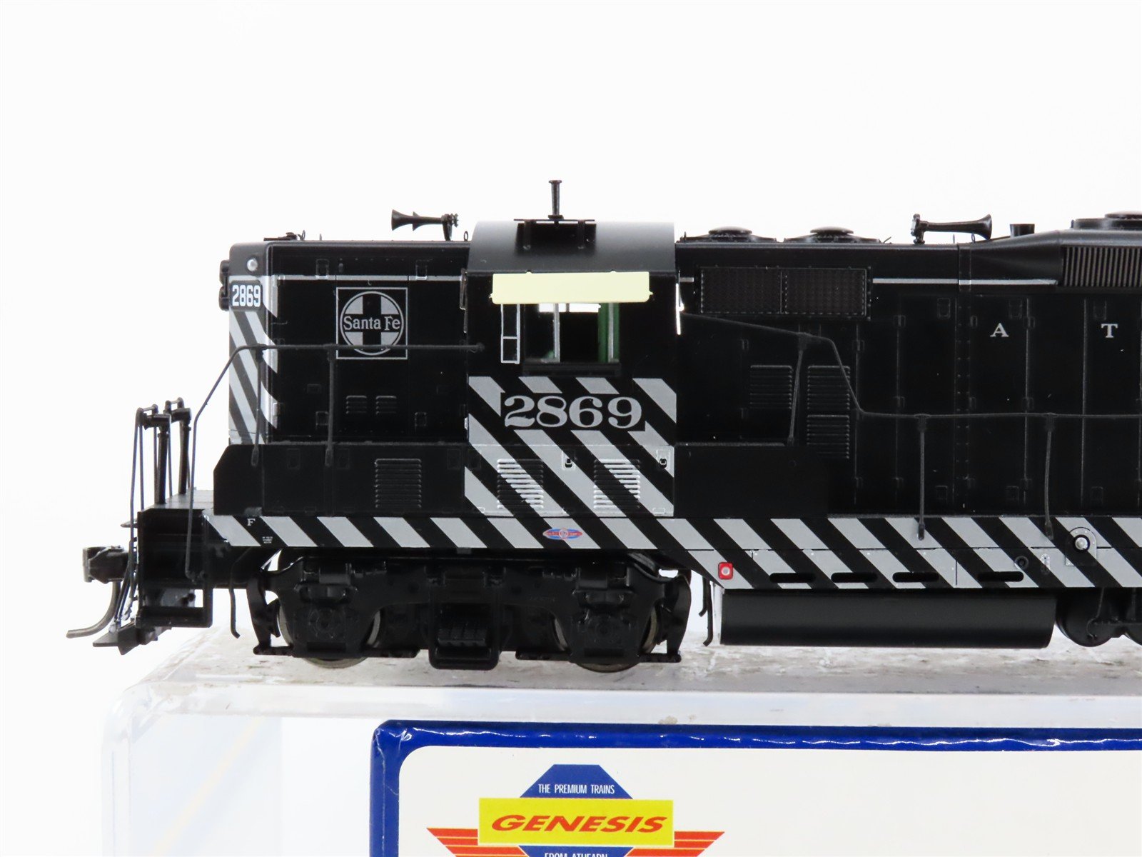HO Scale Athearn Genesis G62432 ATSF Santa Fe GP7 Diesel Locomotive #2869 wDCC