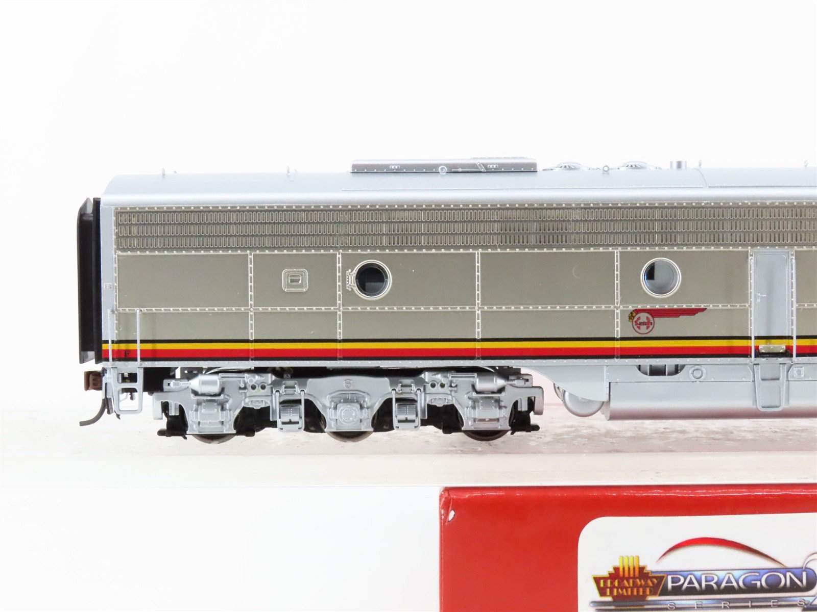 HO Scale Broadway Limited BLI 2746 ATSF Santa Fe E8B Diesel #84A wDCC & Sound