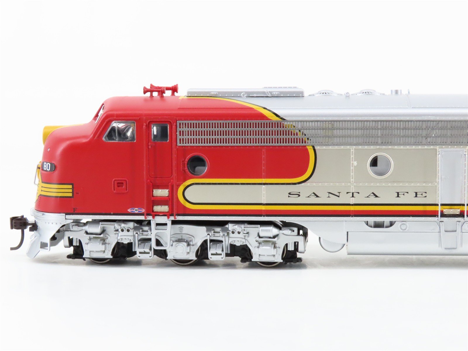 HO Scale Broadway Limited BLI 2741 ATSF Santa Fe E8 A/B Diesel Set wDCC & Sound