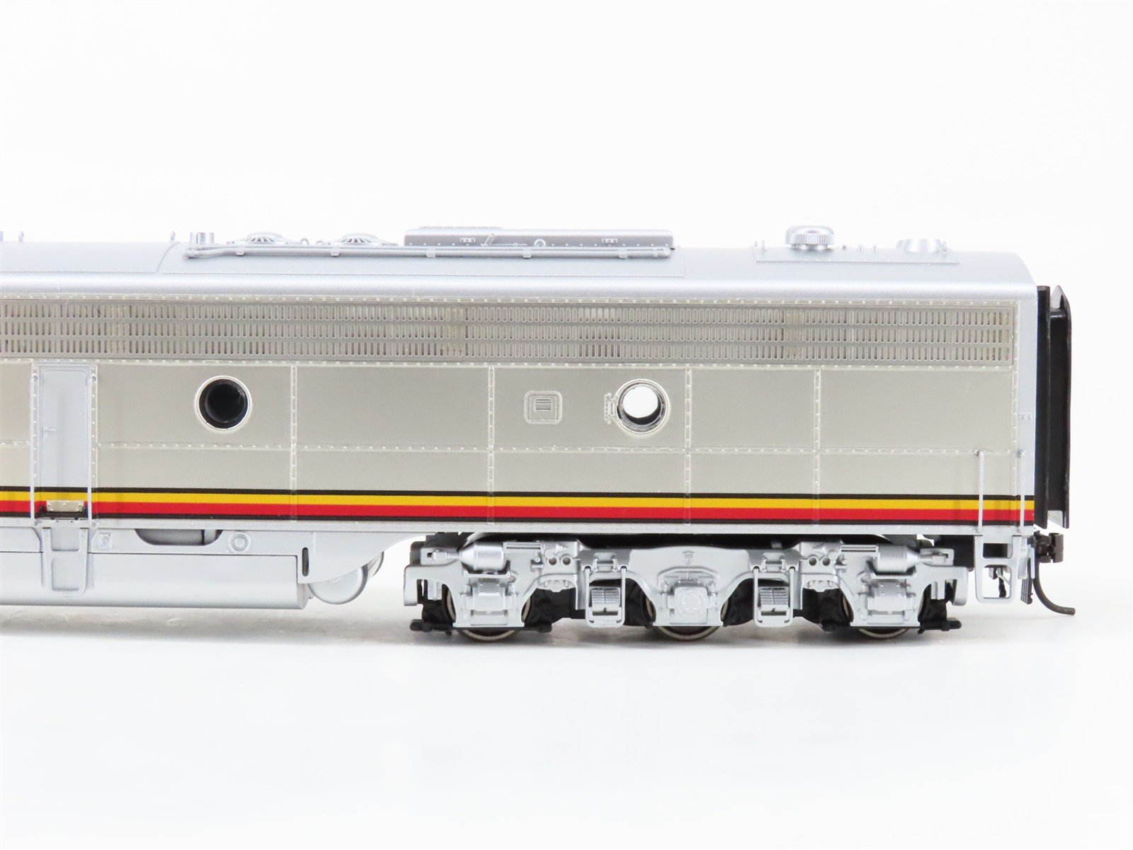 HO Scale Broadway Limited BLI 2741 ATSF Santa Fe E8 A/B Diesel Set wDCC & Sound