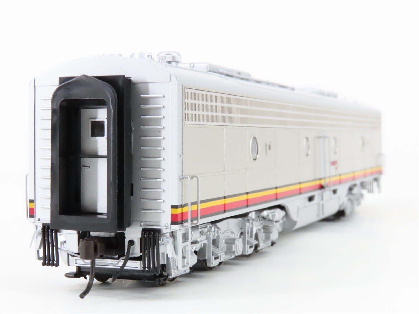 HO Scale Broadway Limited BLI 2741 ATSF Santa Fe E8 A/B Diesel Set wDCC & Sound