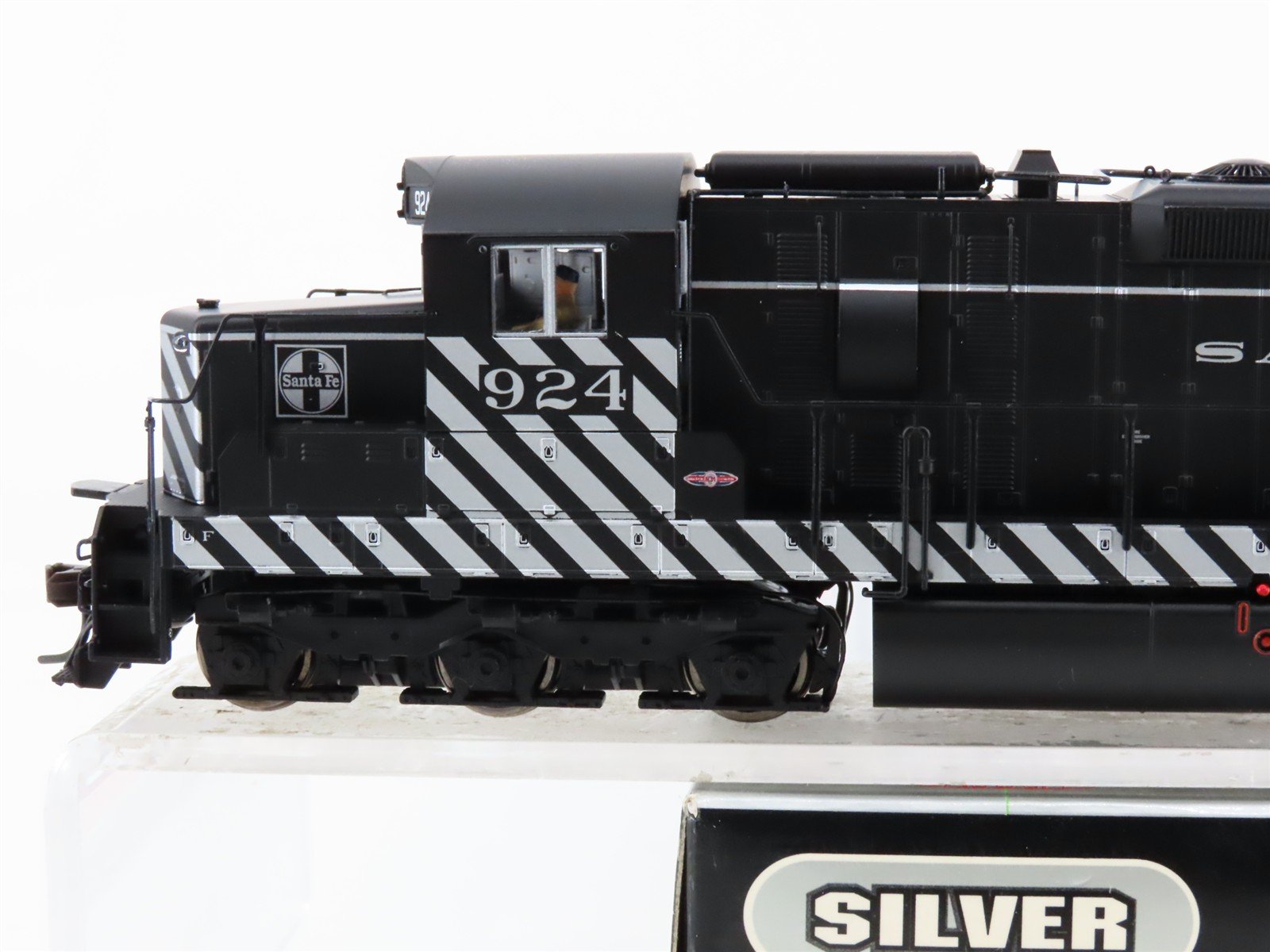 HO Scale Atlas Silver 7532 ATSF Santa Fe SD24 Diesel Locomotive #924