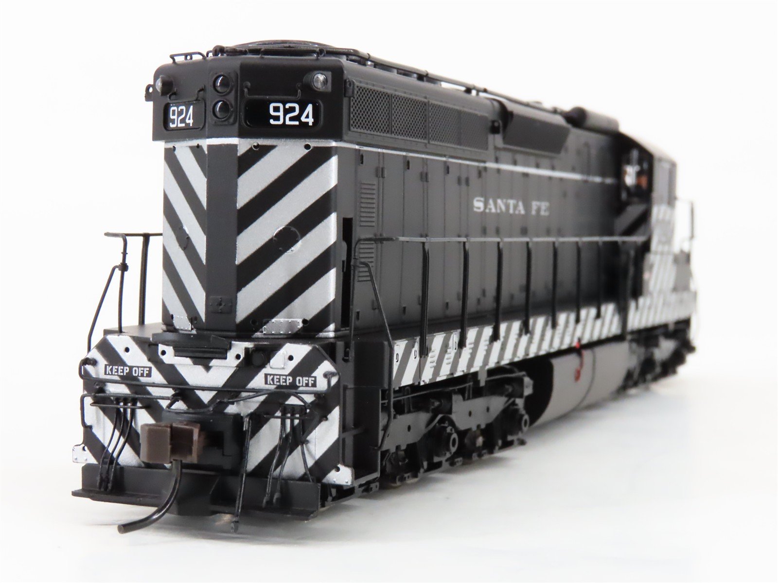HO Scale Atlas Silver 7532 ATSF Santa Fe SD24 Diesel Locomotive #924