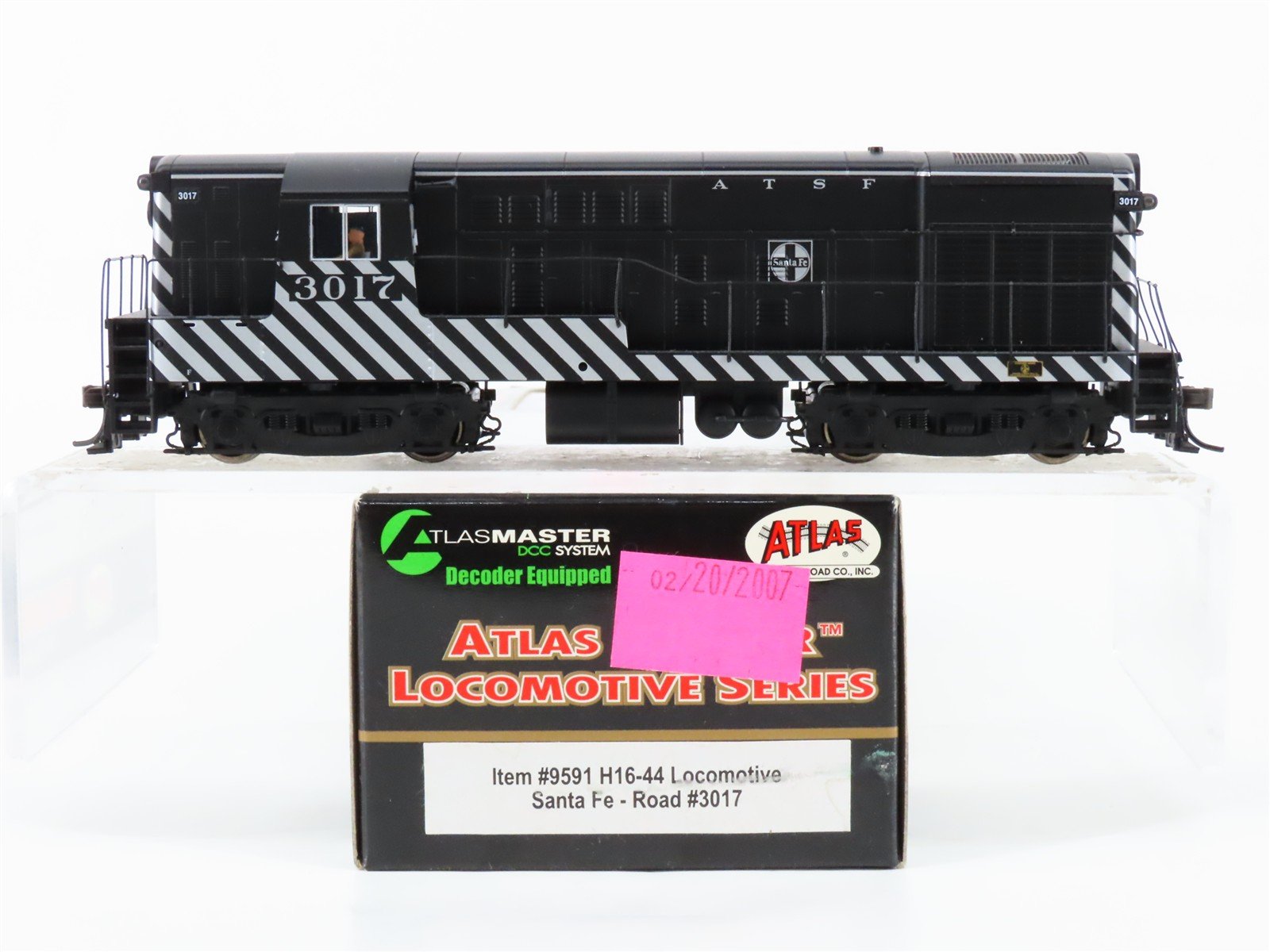 HO Scale Atlas Master 9591 ATSF Santa Fe H16-44 Diesel Locomotive #3017 wDCC